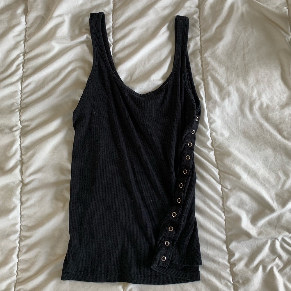 FABLETICS | black tank with silver rings